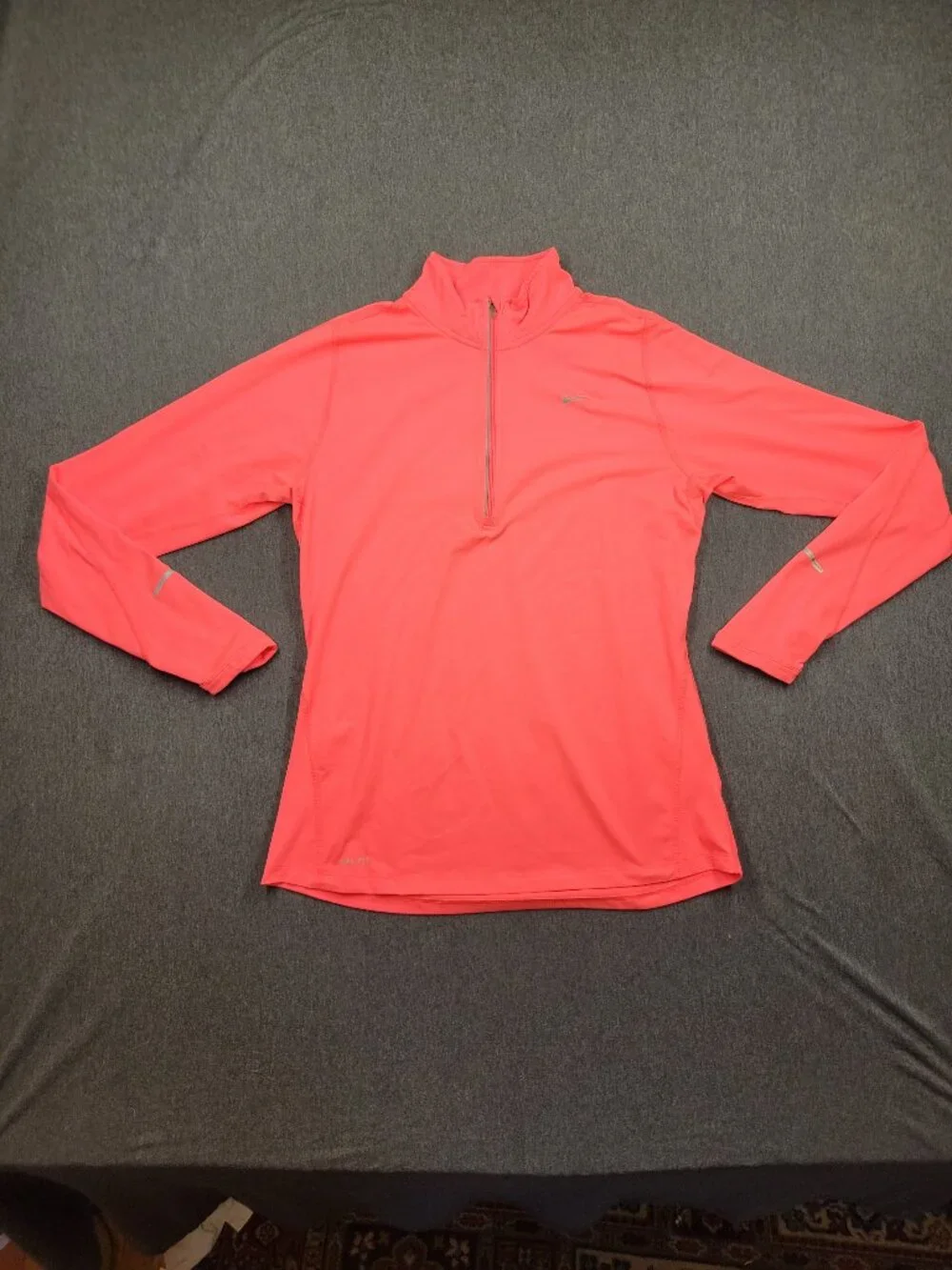 Nike womens half zip size medium pink good condition